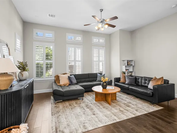 5485 Beecher St, Dallas, TX 75209
