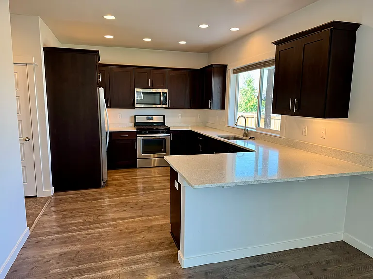 2927 Flurry Ln — Photo 5