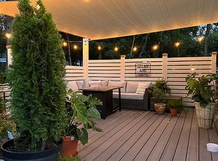 9327 Caenen Lake Rd, Lenexa, KS 66215