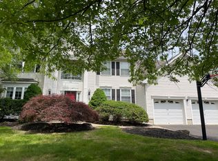 24 Wendover Rd, East Windsor, NJ 08520
