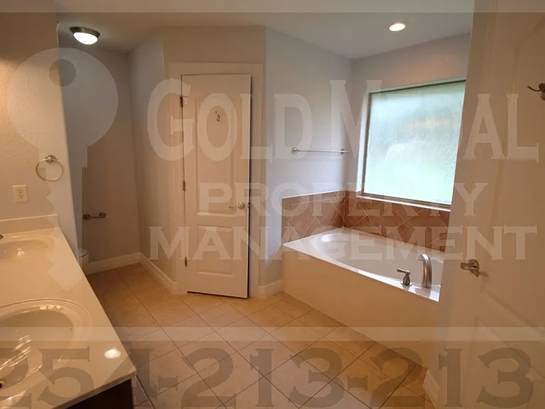 1502 Loblolly Dr — Photo 36