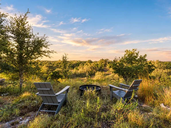 7275 Creek Rd, Dripping Springs, TX 78620