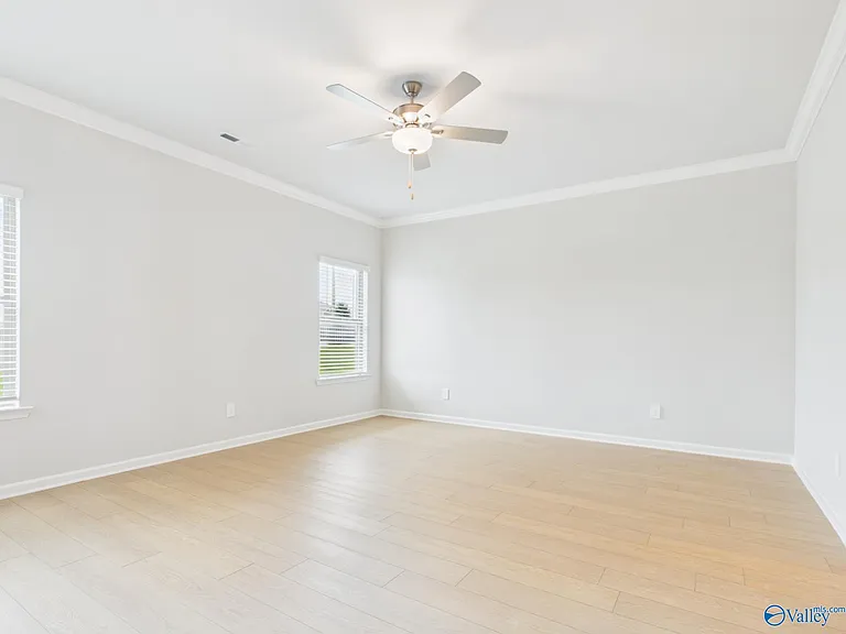 18072 Longleaf Dr — Photo 10