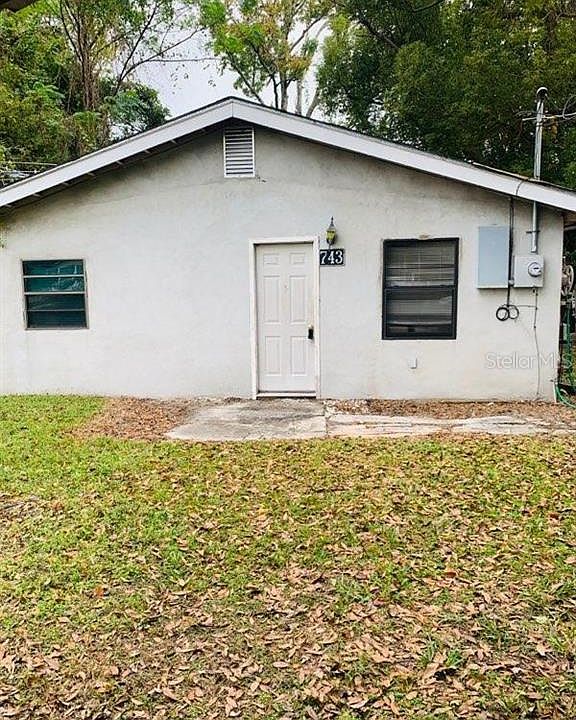 1st image of 743 Carlson Dr
