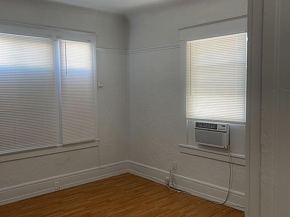 2nd image of 436 E Oak St #B