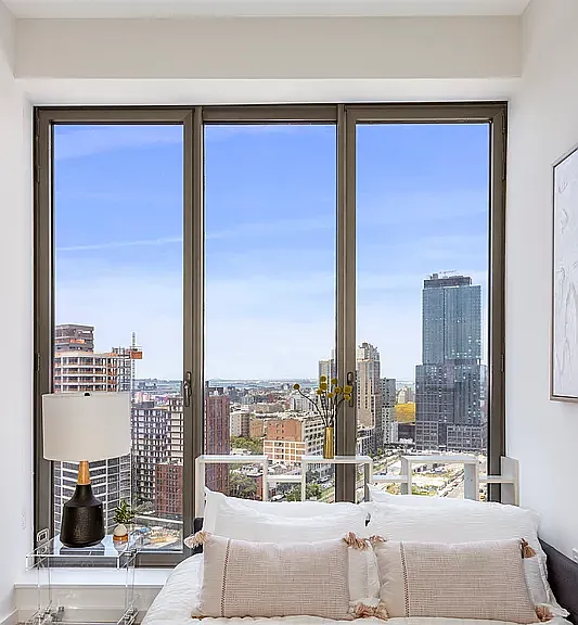 545 Vanderbilt Ave #4E — Photo 4