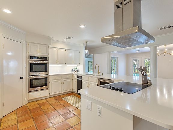 5th image of 61 Glen Abbey St