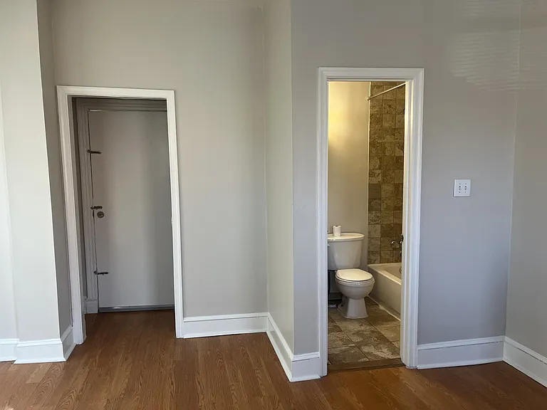 301 U St NW #1 — Photo 11
