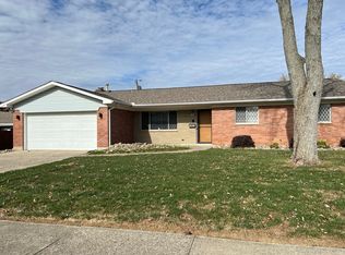 957 Benfield Dr, Dayton, OH 45429