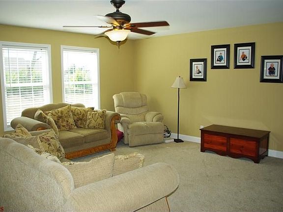 2nd image of 148 Sweetgum Dr