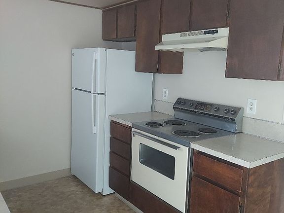 4th image of 2815 E 19th St #C