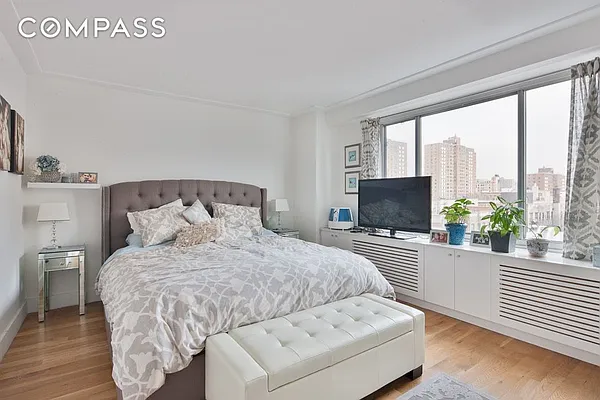 Rented by Compass | media 8