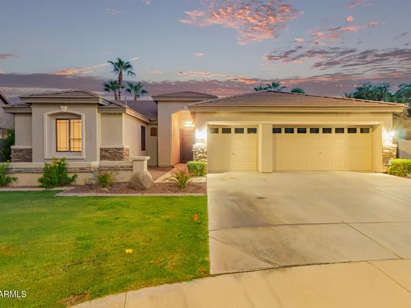 563 W BLUEJAY Drive, Chandler, AZ 85286