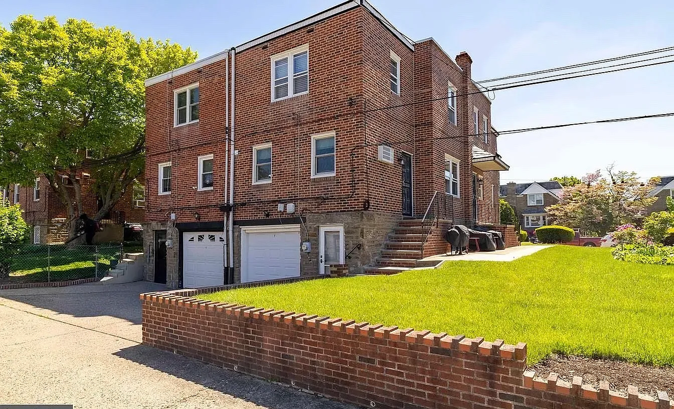 E Barringer St, Philadelphia — Photo 2