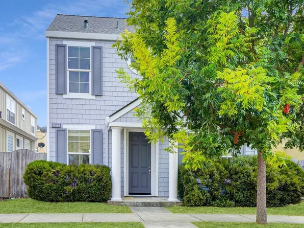 2575 N Village Drive, Santa Rosa, CA 95403