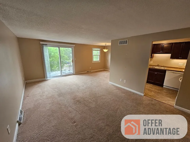 2 bed, 1.0 bath, 900 sqft, $1,400 — Photo 3