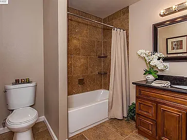 1529 Mitchell Ave — Photo 6