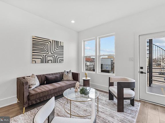 5th image of 113 18th St SE #2