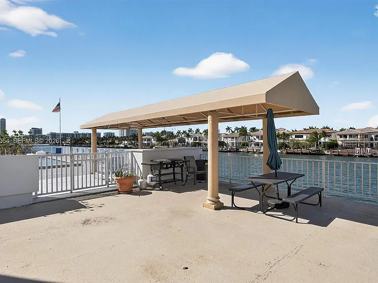 1410 S Ocean Dr #402 — Photo 20