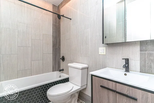 Rented by MySpaceNYC | media 10