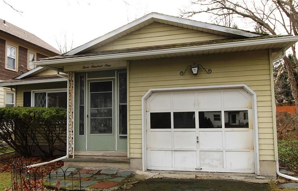 1st image of 309 Hutchinson Ave