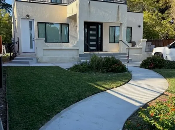 9325 Magnolia Ave, Riverside, CA 92503