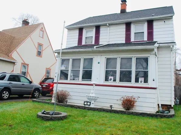 45 Devitt Rd, Rochester, NY 14615