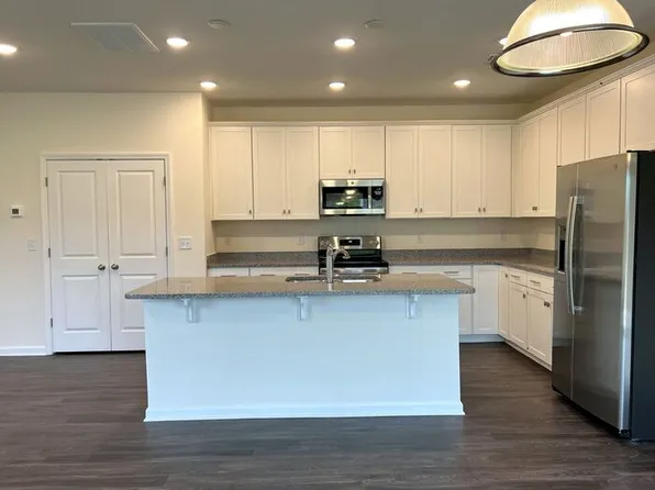 6039 Haddington Dr, Roebuck, SC 29376