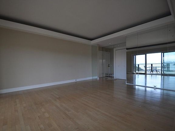 4th image of 15 Corinthian Ct APT 22