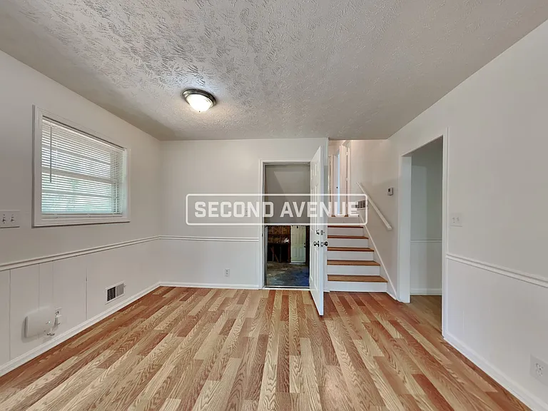 1406 High Meadow Dr — Photo 4