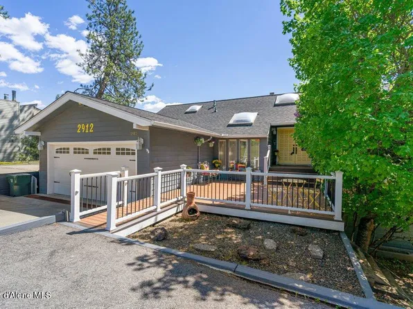 2912 E Fernan Hill Rd, Coeur D Alene, ID 83814