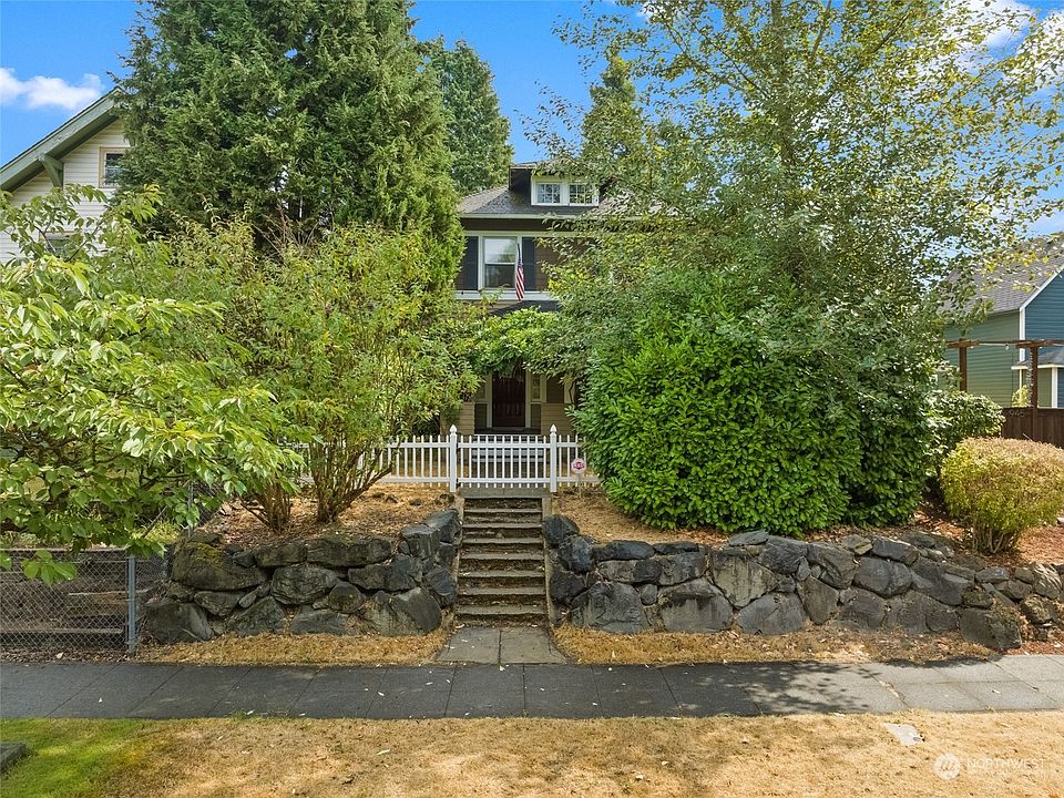 1st image of 941 S Ainsworth Avenue