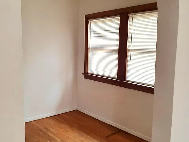 6057 Selma Ave — Photo 9