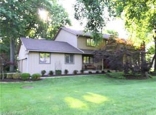 7324 Lacosta Dr, Hudson, OH