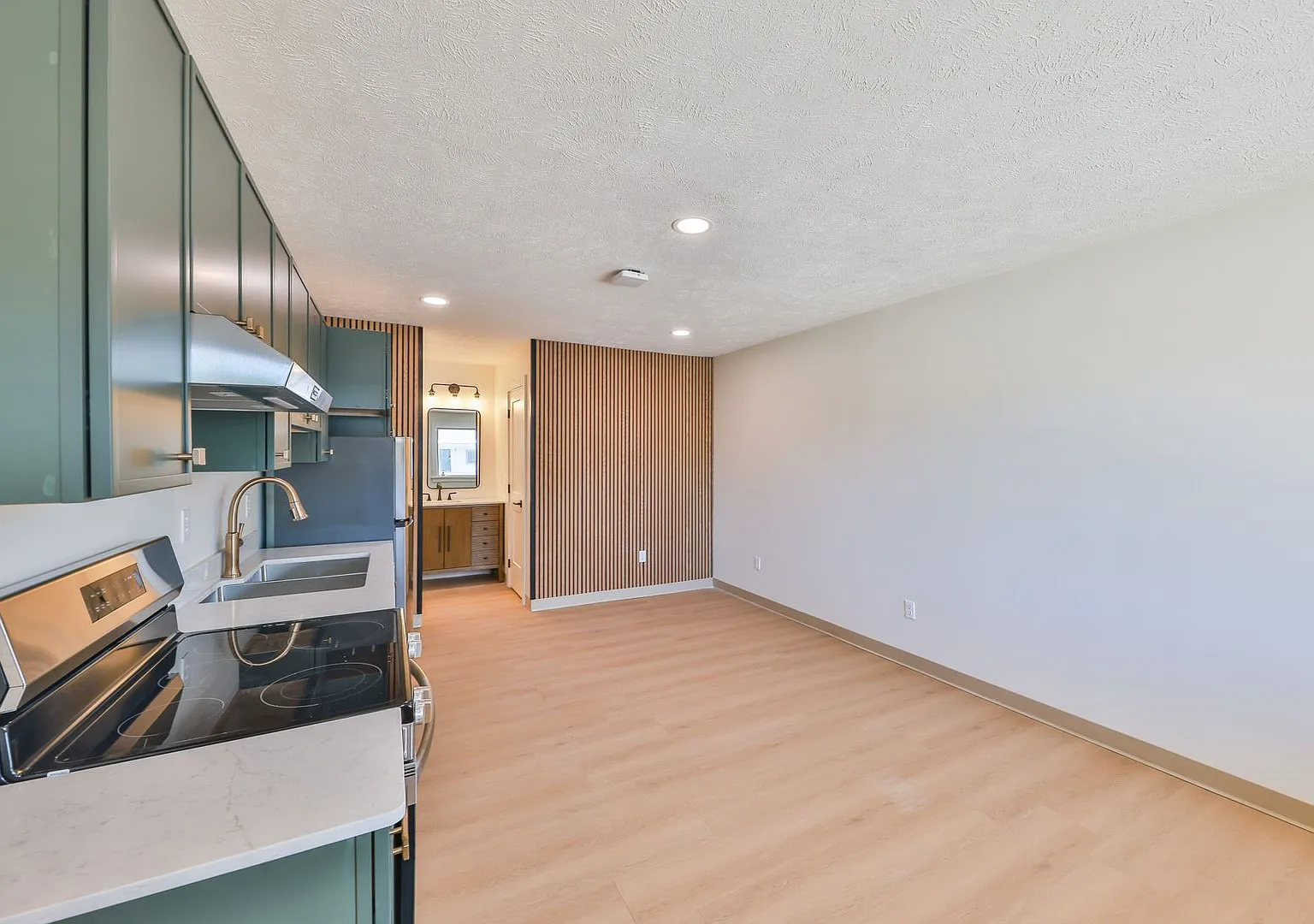 The Haven | All Utilities Included — Photo 3