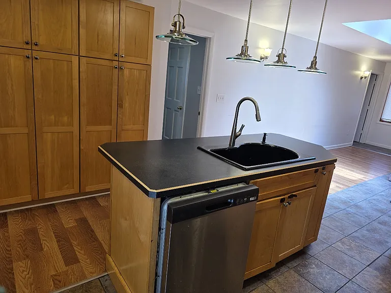 15860 Lexington St — Photo 25