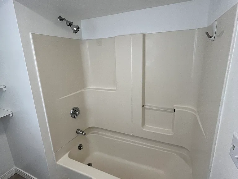 10 Holly Ave #1 — Photo 13