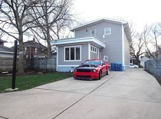 711 Wilder St, Aurora, IL 60506