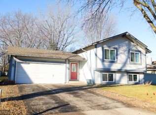 11354 Xavier Rd, Bloomington, MN 55437