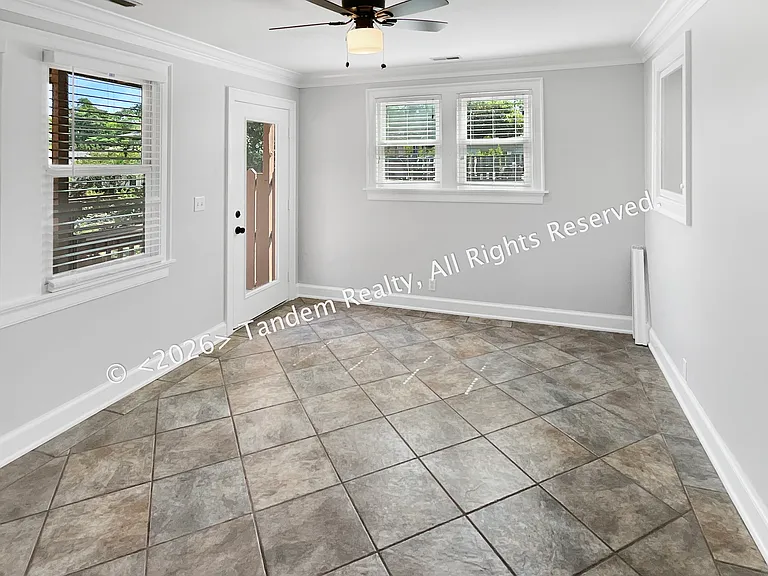 2228 Ashwood Ave #B — Photo 16