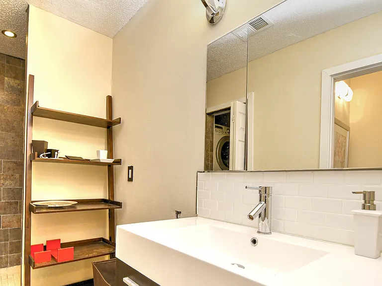 1038 Portico Loop — Photo 8