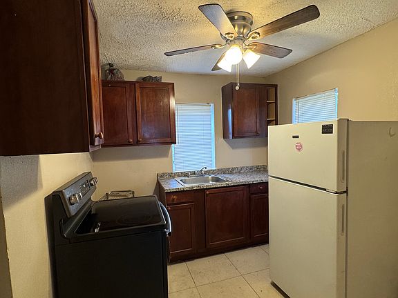 3rd image of 1510 Avenue H