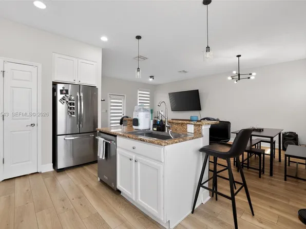 4546 Bay Spring Ct, Tampa, FL 33611