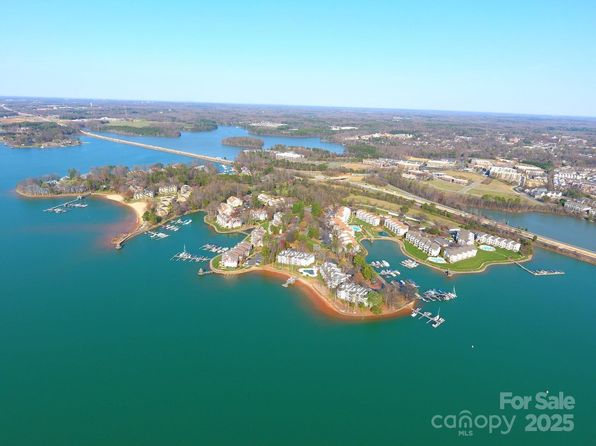 1341 Torrence Cir, Davidson, NC 28036