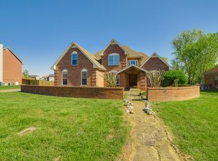 1461 Dr Meade Ln, Clarksville, TN 37042