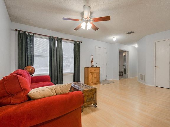 4th image of 1518 Leeward Ln