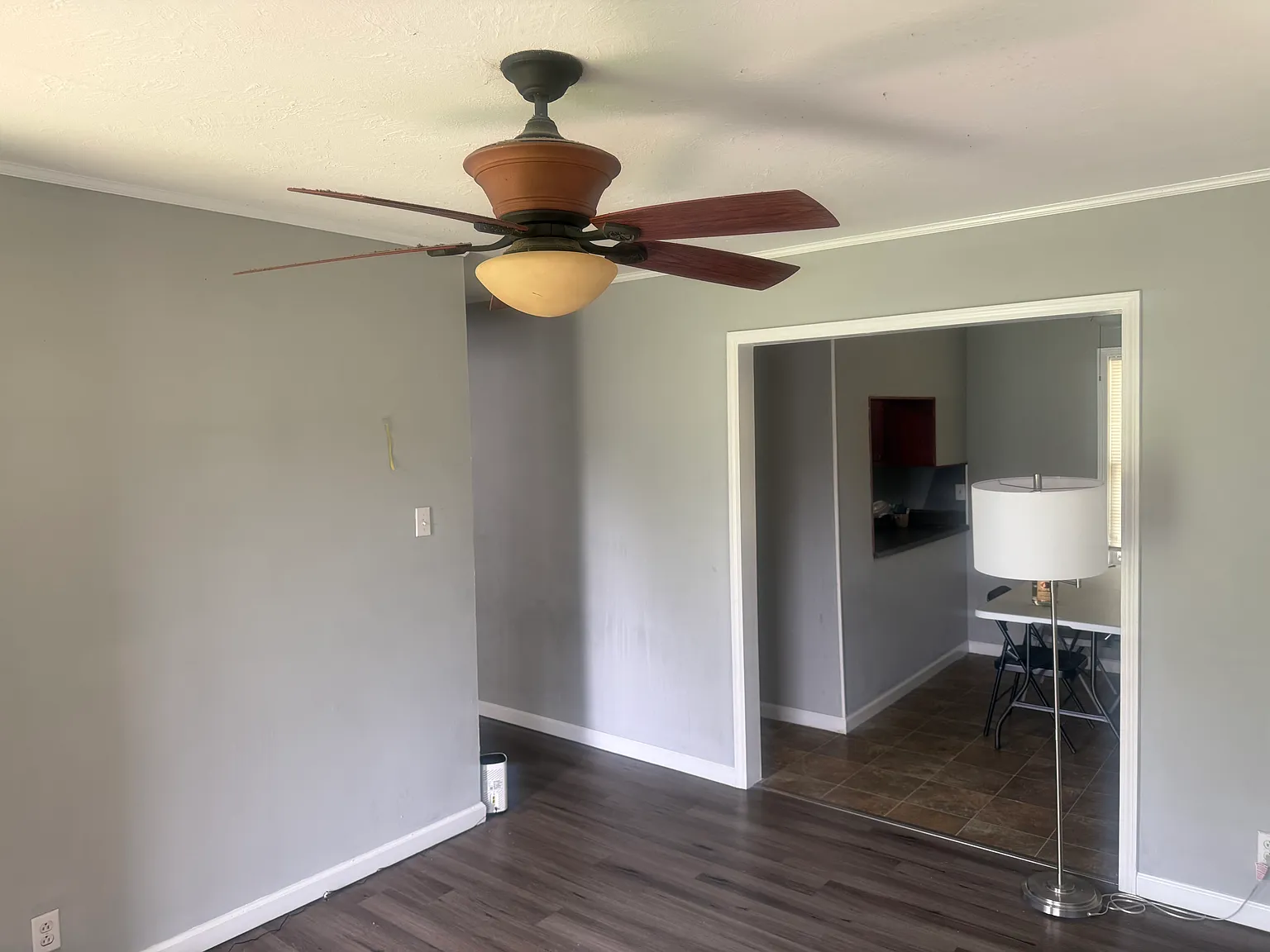 3 bed, 984 sqft, $1,250 — Photo 3
