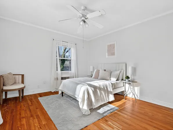 7 Roosevelt Terrace image 23 of 49