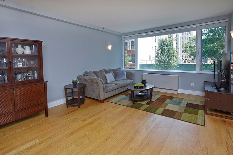 1st image of 110 E 97th St APT 2