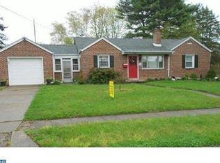 2403 Ivanhoe Ln, Wilmington, DE 19808